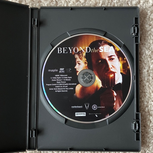 🌟 Movie Bundle #4 - Picture 8 of 10